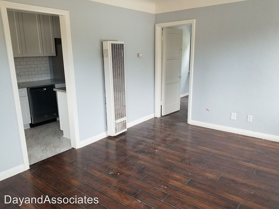 2nd image of 2053 Chestnut Ave #2055