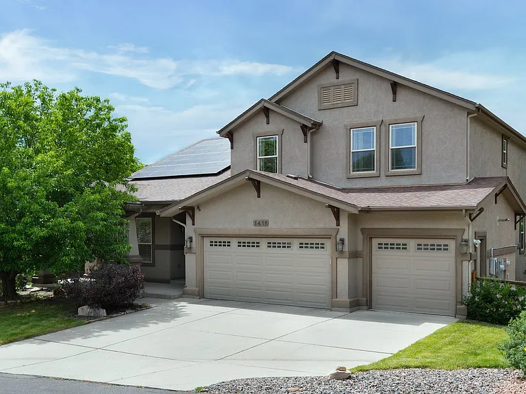 1411 Fieldwood Ct — Photo 2