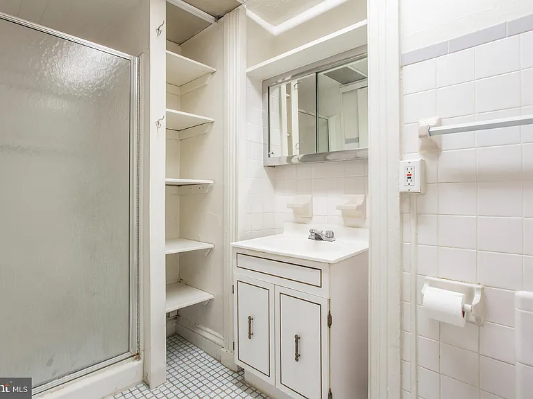 1807 Spruce St #2F — Photo 12
