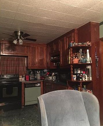 3rd image of 536 N Mullens Ln