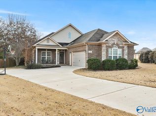 132 Rick Turner Dr, Huntsville, AL 35811