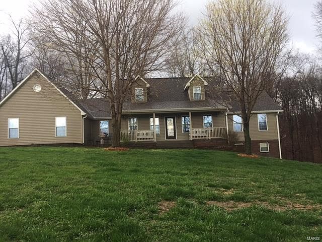 2nd image of 487 Kaskaskia Ln
