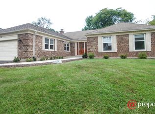 1012 W Mallard Dr, Palatine, IL 60067