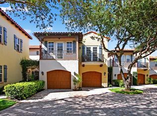 1028 Coralina Ln, Delray Beach, FL 33483