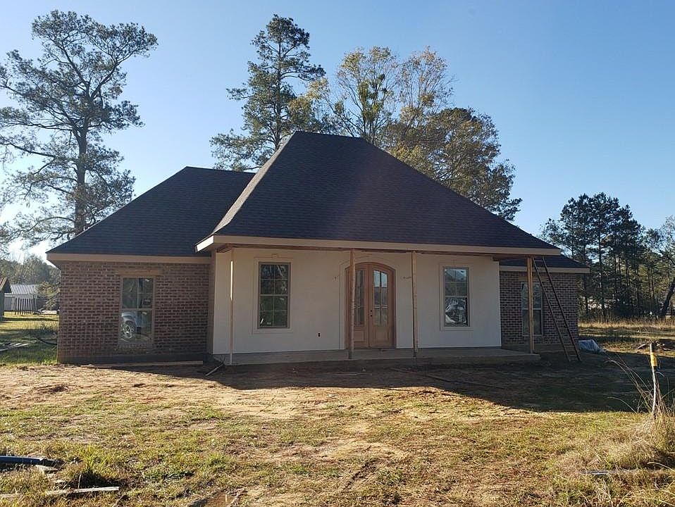 1st image of 415 Saige Ln