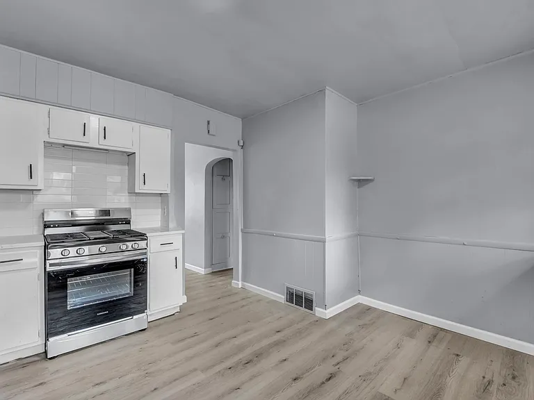 17001 Palda Dr — Photo 20