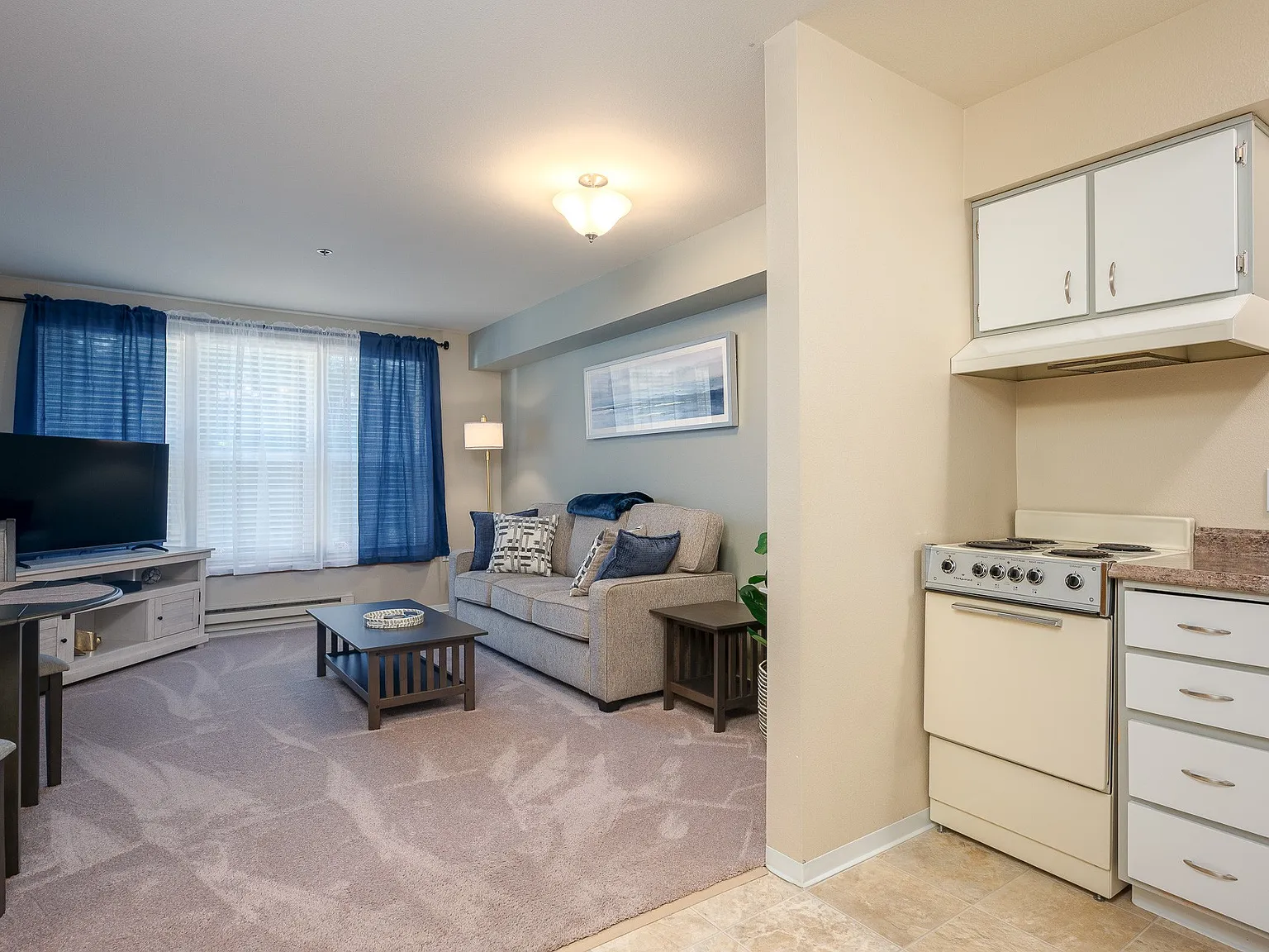 Windsor Square Retirement Community — Photo 2