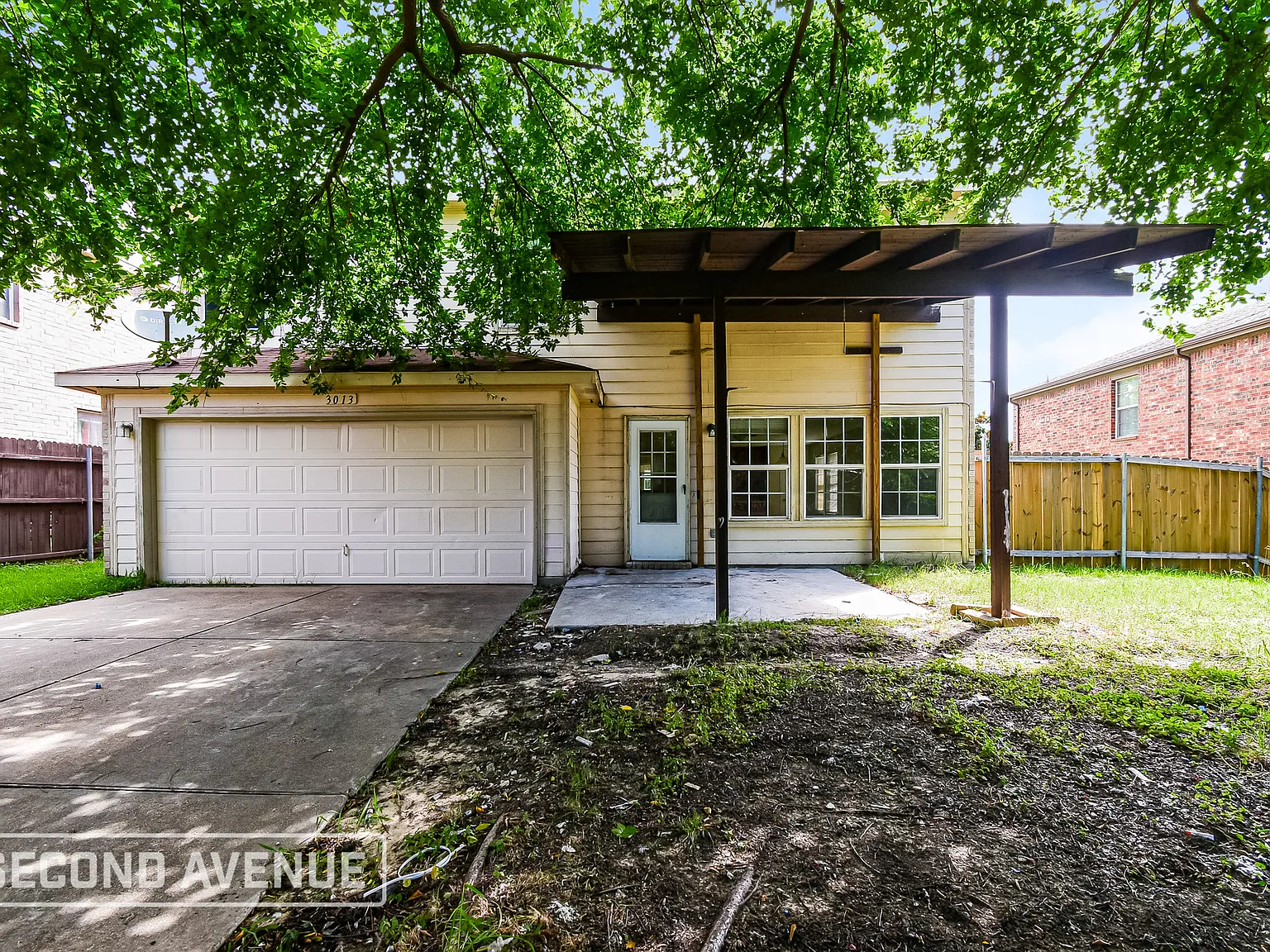 5 bed, 2.5 bath, 3072 sqft, $3,149 — Photo 1
