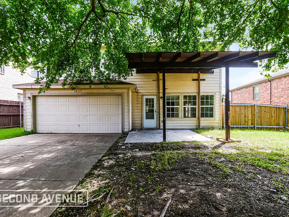 3013 Timber Ridge Ln