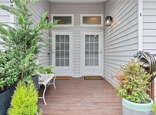 908 Hiawatha Pl S #A, Seattle, WA 98144