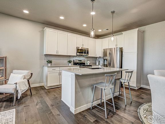 2nd image of 926 Schlagel St #1