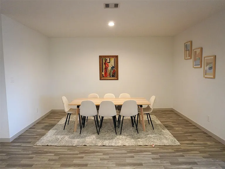 7219 Whispering Leaf St — Photo 5