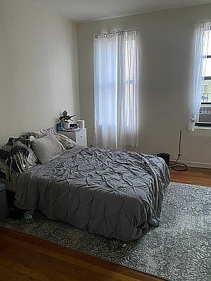 3rd image of 510 W 218th St APT 5b