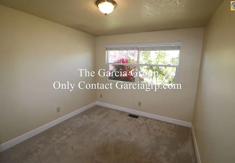20540 NW Highland Ct — Photo 28