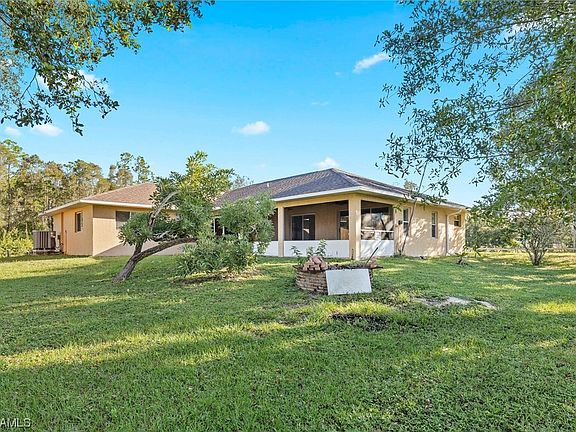 4th image of 19531 Honey Bear Ln