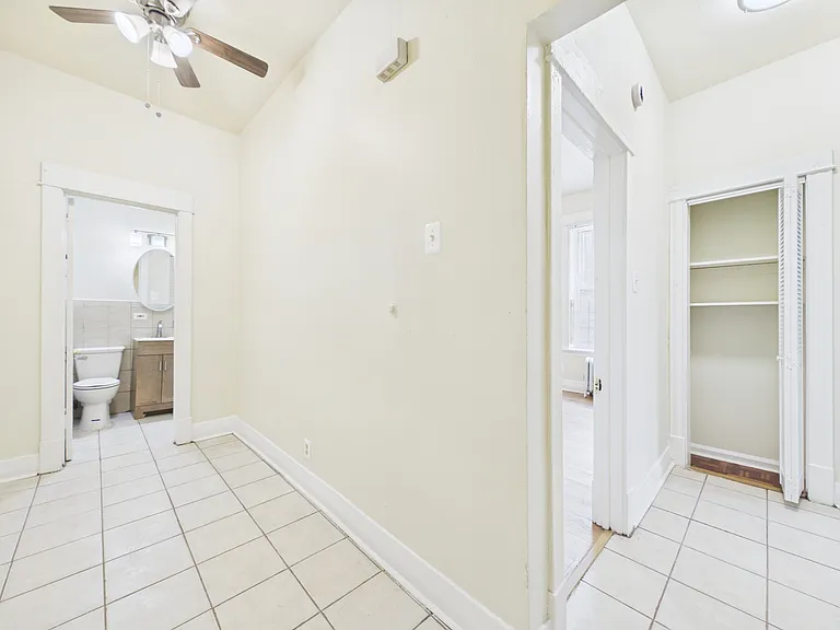5328 S Calumet Ave #1R — Photo 6