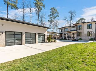 5619 Oak Forest Dr, Raleigh, NC 27616