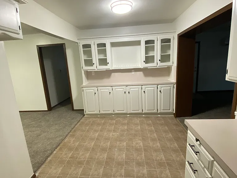 117 S Dallas Ave — Photo 4