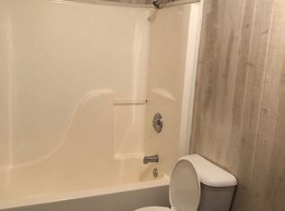 543 N 9th St APT B, Griffin, GA 30223