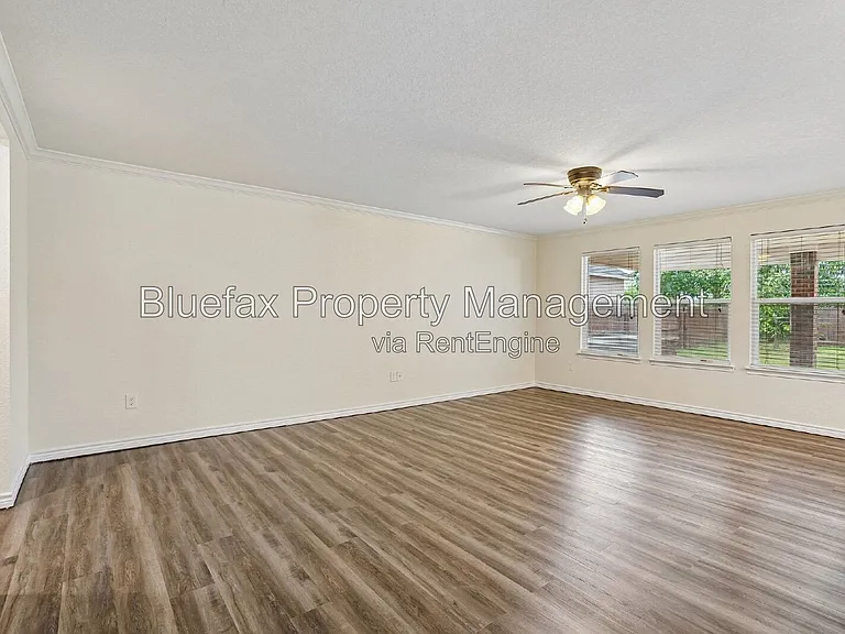 15214 Ohare Lndg — Photo 4