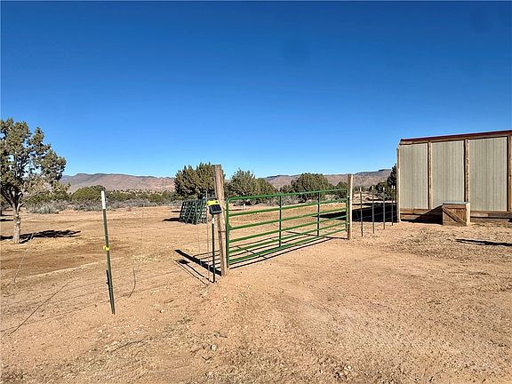 5th image of 6806 N Frerichs Ranch Rd