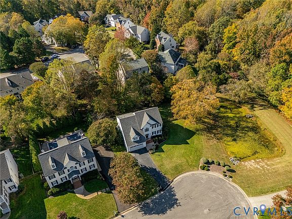 4th image of 11925 Meadow Ridge Ter
