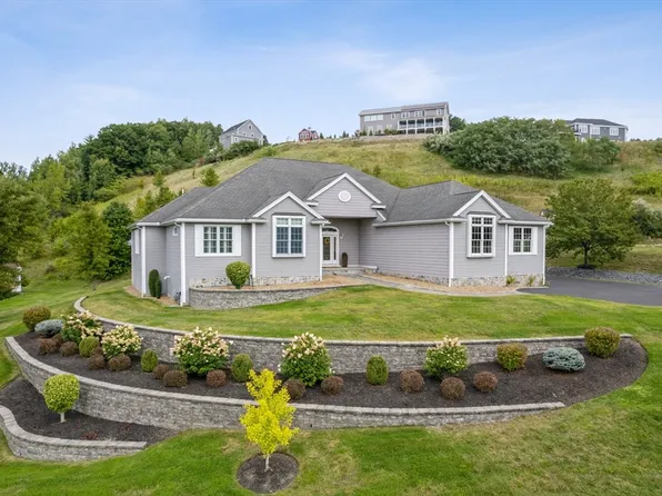 38 Seven Sister Rd, Haverhill, MA 01830