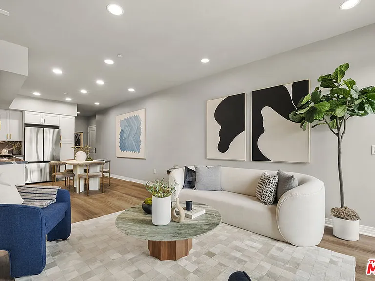 7428 Santa Monica Blvd #301 — Photo 6