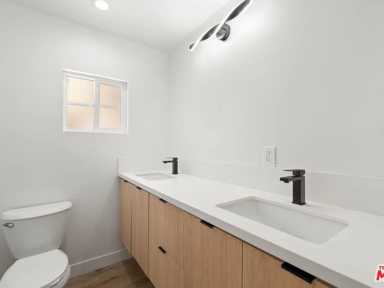 3748 Veteran Ave — Photo 11