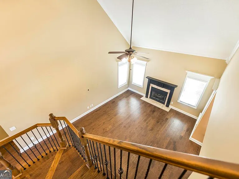 203 Norfolk Cir — Photo 17