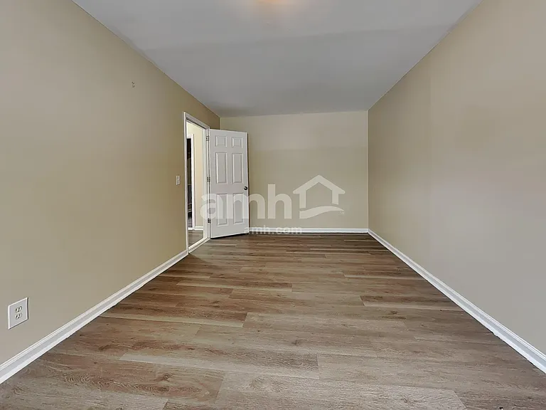 57 Springwater Dr — Photo 18
