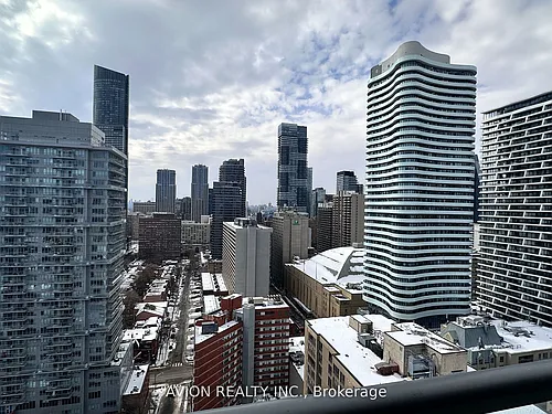 308 Jarvis St Photo 1