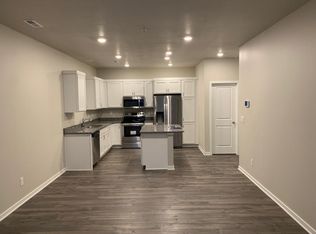 872 NE Iris Ave, Waukee, IA 50263