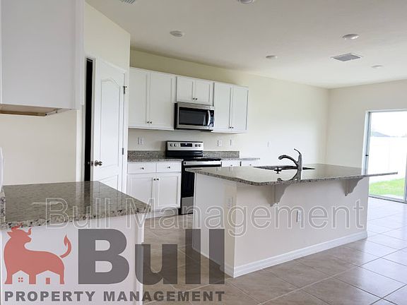 5th image of 1011 Cascade Dr