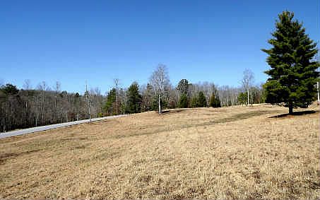 1st image of 26 Autumn Hills Dr