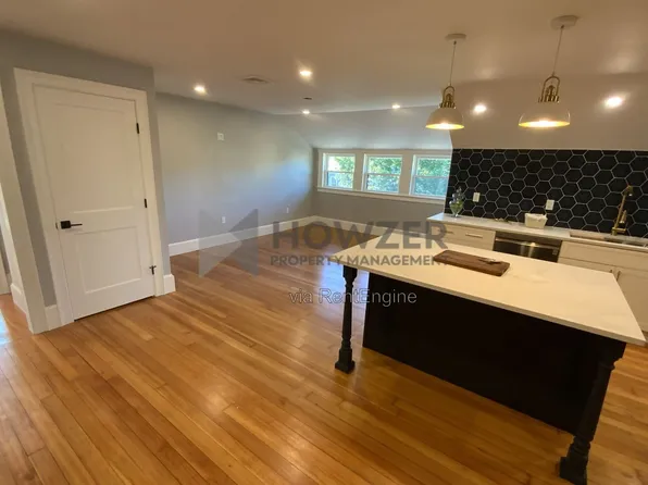 50 E Clinton St #4, New Bedford, MA 02740
