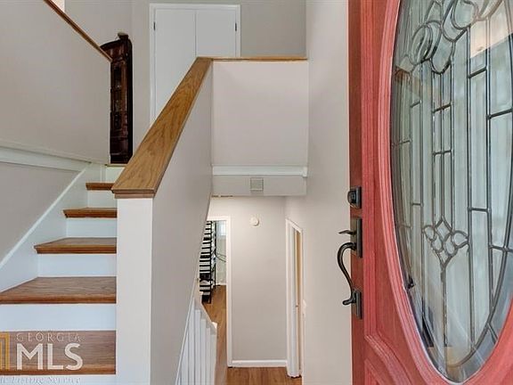 3rd image of 398 Hearth Pl