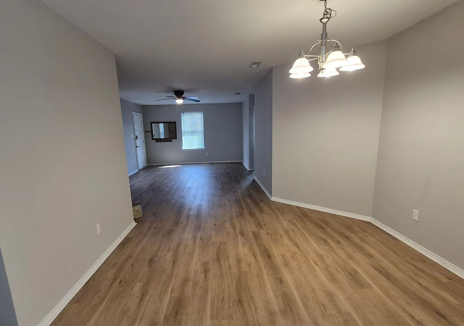 Townhome Two Bedroom Two Bath near UWF — Photo 3