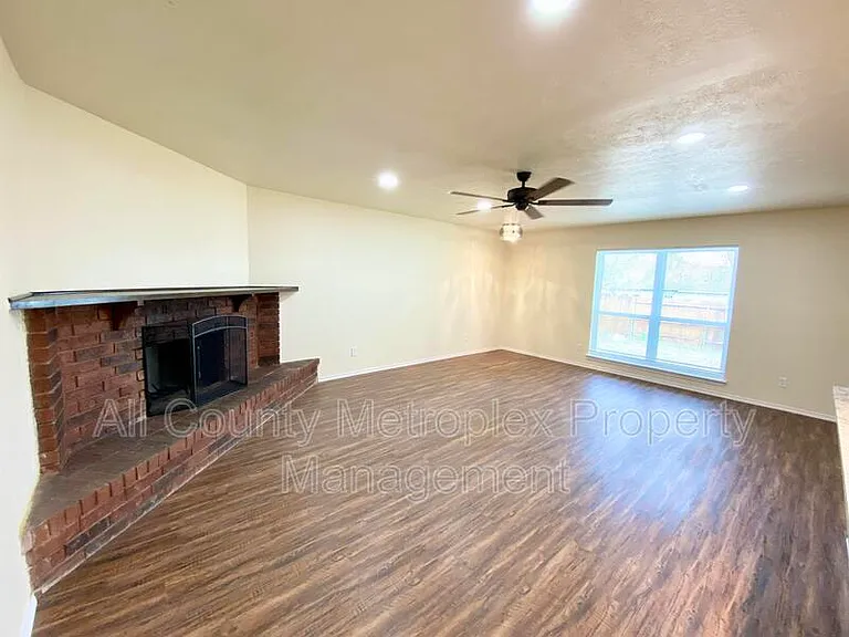 1702 Pilot Way — Photo 2