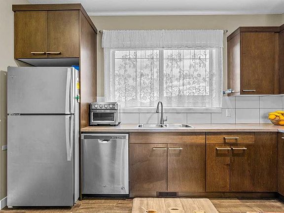 4th image of 1667 Symons Valley Pkwy NW