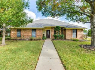 4615 Lupin Pl, Arlington, TX 76016
