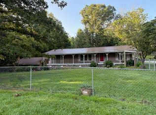 40 Quiet Hollow Ln, Ringgold, GA 30736