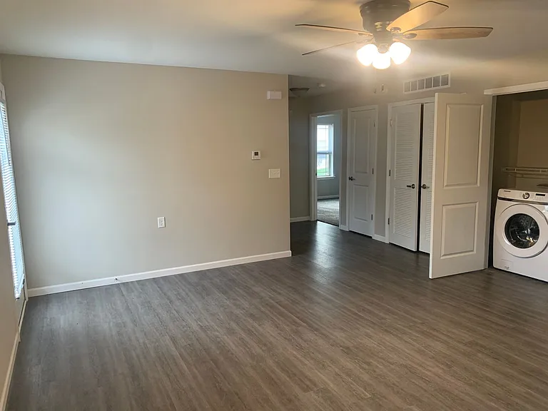 Cypress Ridge Apartments — Photo 33