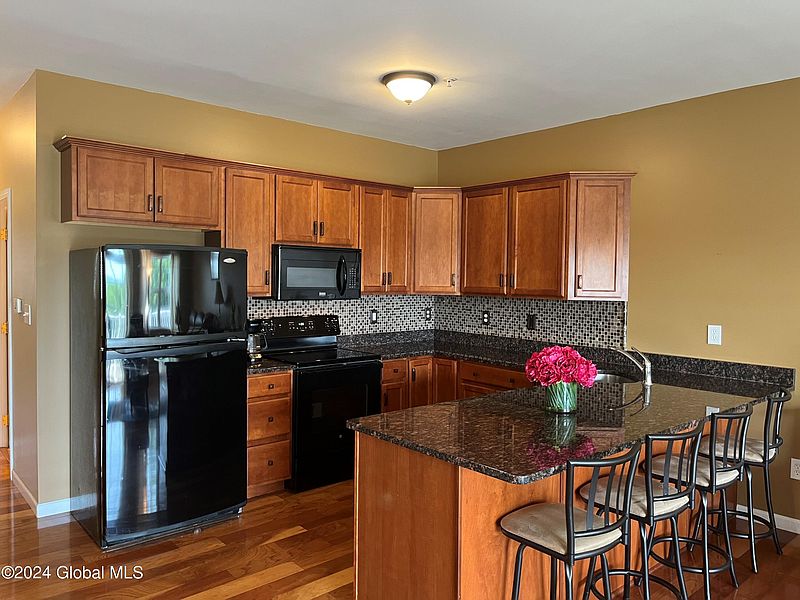 5th image of 603 Avalon Place
