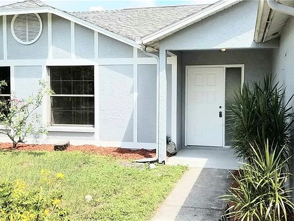 2nd image of 623 NE 1st Pl