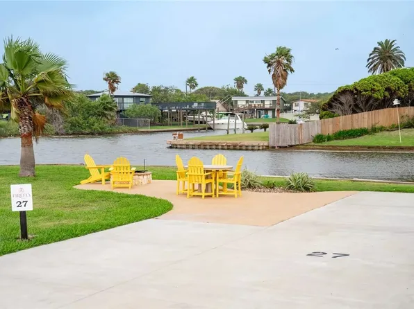 101 Caribbean Dr #27, Corpus Christi, TX 78418