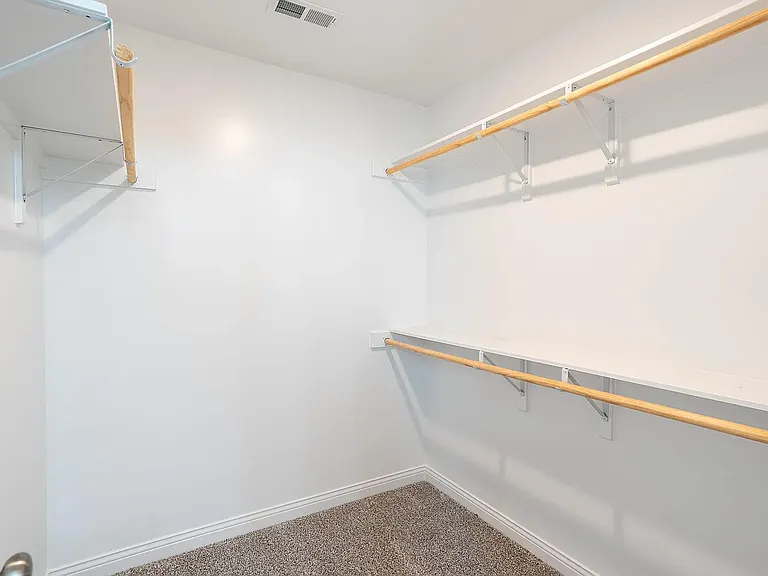 5502 Geyser Blvd — Photo 10