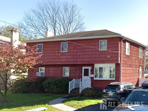 35 Fiat Ave, Iselin, NJ 08830