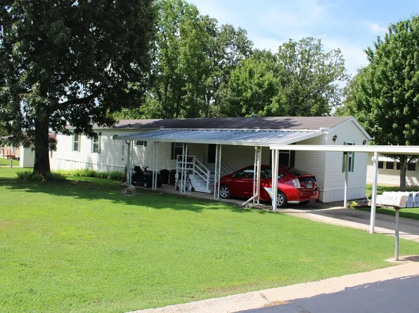 63 Benjamin Dr, Mountain Home, AR 72653