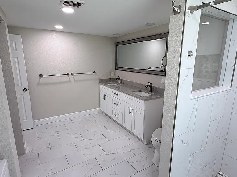 Master Bath Suite